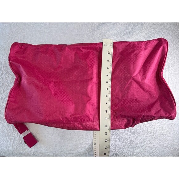 ThirtyOne Signature Duffle Lrge Gym Sports Bag w/Strap Zippered Shoe Pocket Pink - Picture 14 of 16